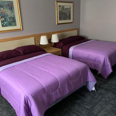 Grand Lake Hotel Lebanon 외부 사진